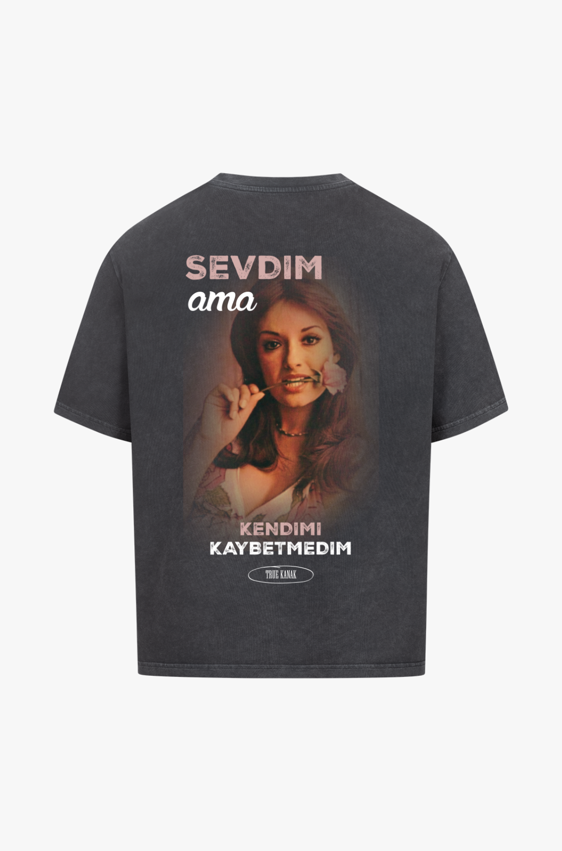 MÜJDE AR SEVDIM - OVERSIZED SHIRT