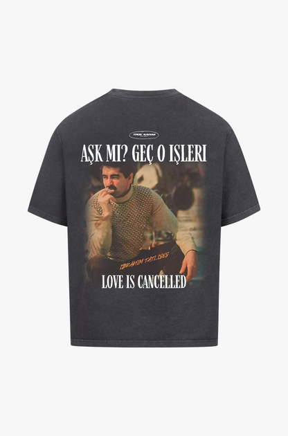 LOVE IS CANCELLED - OVERSIZED SHIRT - TRUE KANAK
